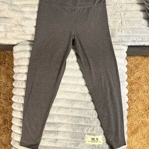 🌺🌸🌼BOGO Threads 4 Thought Gray Leggings Athletic Stretch